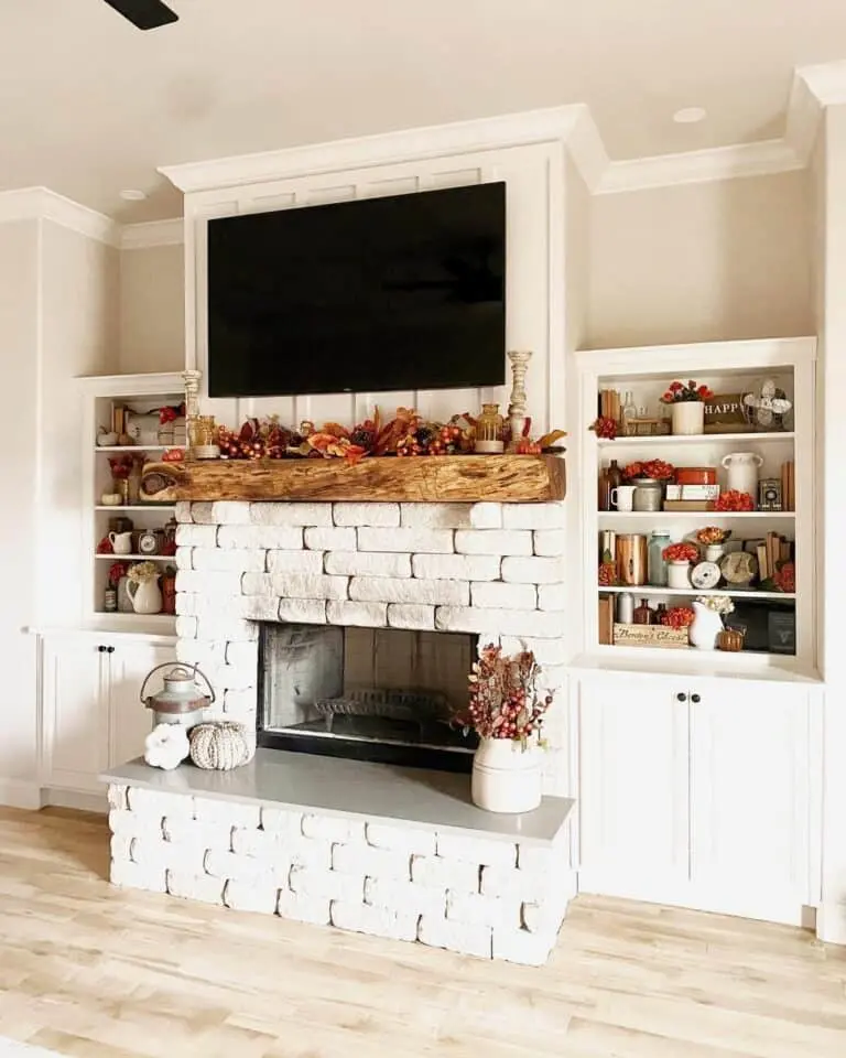 11 Charming Fireplace Ideas to Create a Warm and Stylish Home Atmosphere - 9