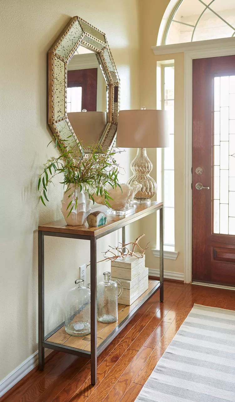 11 Creative Entryway Ideas to Make a Warm and Stylish First Impression - 9