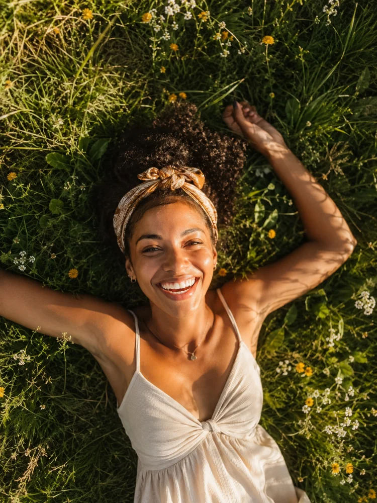 11 Effortlessly Chic Headband Hairstyles to Elevate Your Look - 4